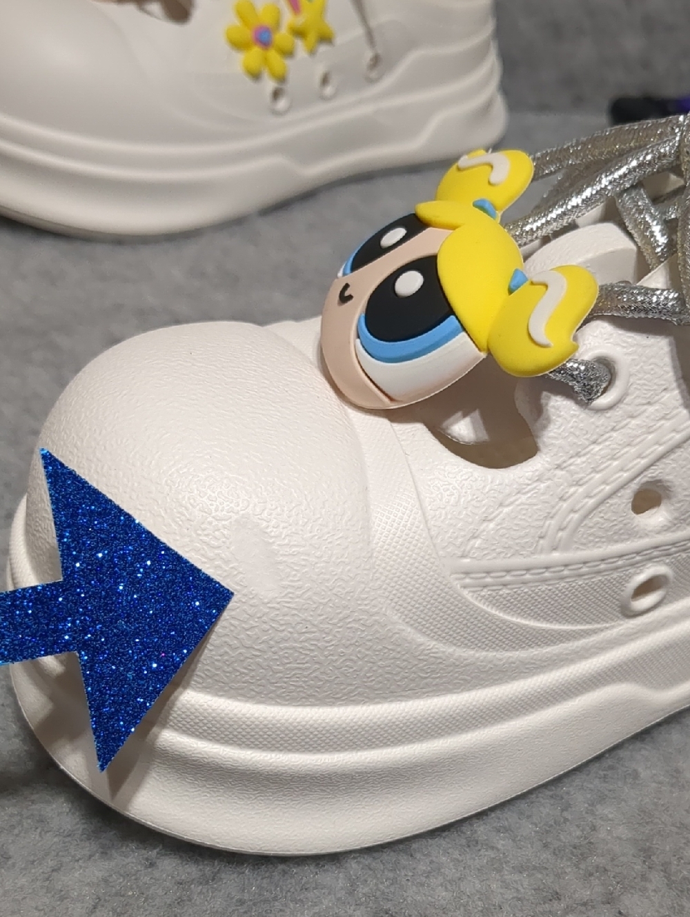 Miniso discontinued powerpuff girls slip on Eva White Women's shoes Size 7 - Picture 8 of 14